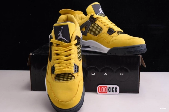 Boostmaster lin CT8527-700 4 Lightning Retro Jordan Air 0717